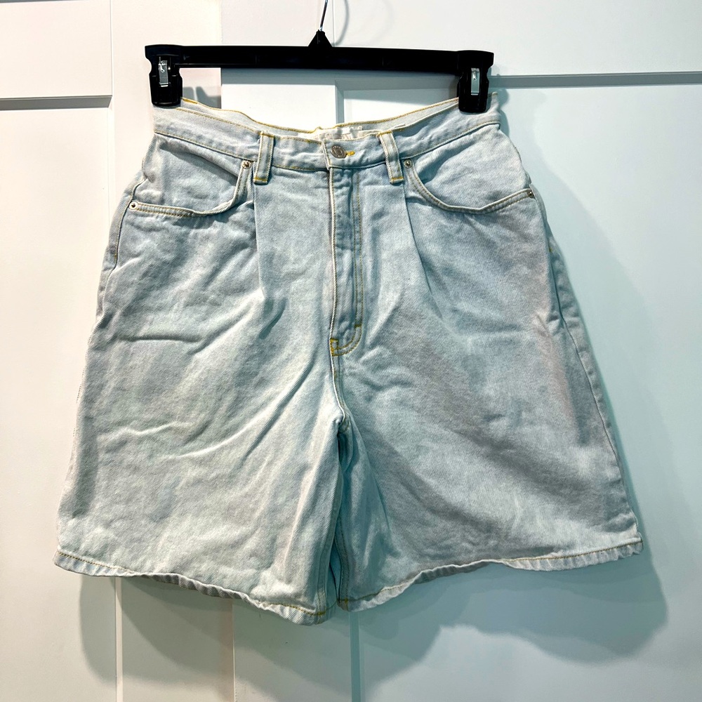 *Vintage* Basic Edition "Mom" Shorts